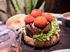 -Let'sBURGERplus·非常创意汉堡(三里屯店)