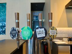 -星巴克臻选(上海合生汇1F店)