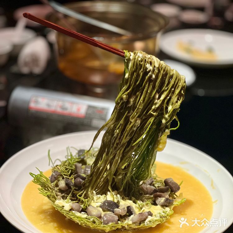 天趣自在,川菜传统与国际潮流的融合美味