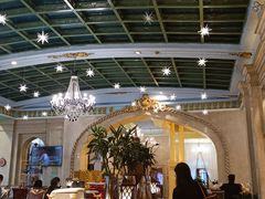 -丝路天山酒店(国际大巴扎店)