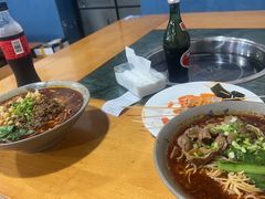 -丁丁猫重庆小面(徐州路店)