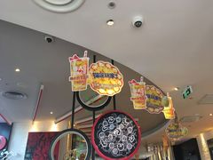 大堂-必胜客(武汉欢乐谷店)