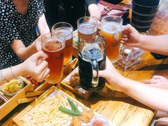 特色炸鸡套餐-汉森熊啤酒屋(雨耕山店)