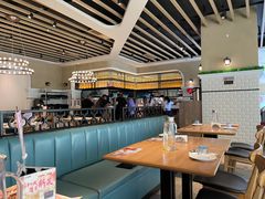 大堂-必胜客(广渠路店)