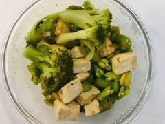 -乐刻运动(爱奇艺创新大厦店)