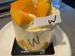-W COLLECTIVE  DESSERT SHOP