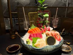 -蟹犇前•帝王蟹雪蟹(陆家嘴店)