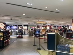 -日上免税店(三径路t3店)