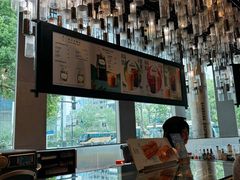 -星巴克臻选(湖滨道店)