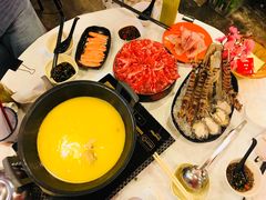 -鲜入围煮花胶鸡海鲜火锅