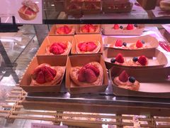 -巴黎贝甜(华堂新辰汇店)