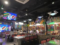 -马路牙子烧烤音乐酒馆(望京店)