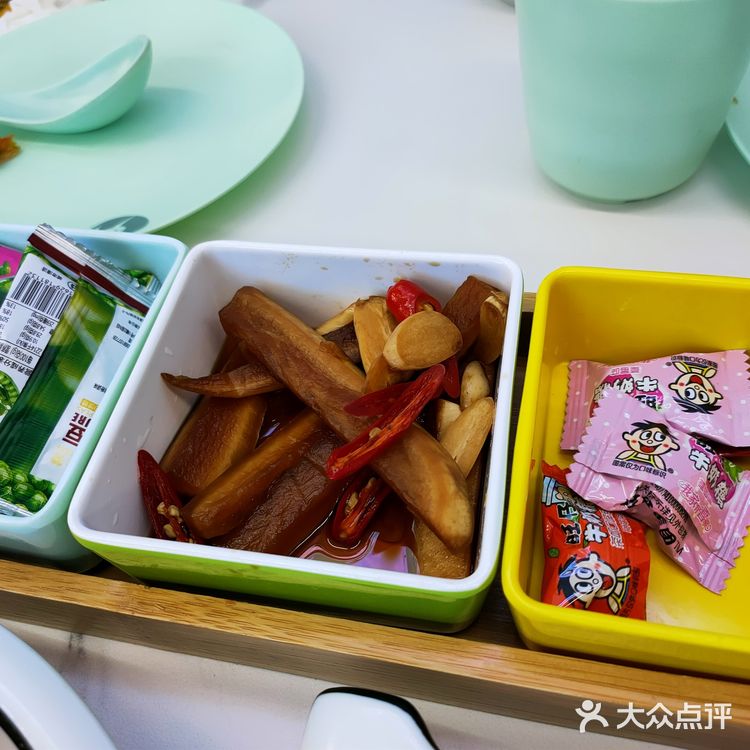 第一市场椰风巷里的小清新海鲜店