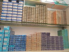 -博士眼镜(东莞东湖花园店)