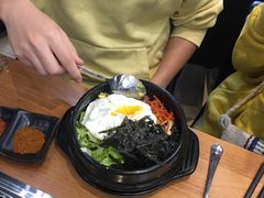 -肉甲韩国木炭烤肉(新壹街1店)