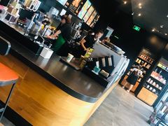 -星巴克(G15苏通大桥服务区西区)