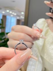 -Zbird钻石小鸟·钻戒婚戒定制高端珠宝私人定制中心