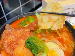 -肥汁米蘭香港米线(长宁来福士店)