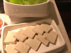 -左庭右院鲜牛肉火锅(浦江欢乐颂店)