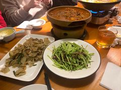 -莲餐厅·湖北菜·潜江小龙虾店(愚园路店)