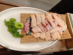 -得意咚瓜·顺德鱼生·冬瓜火锅(深圳首店)