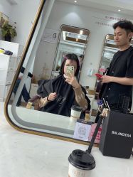 -镁连社·美联社