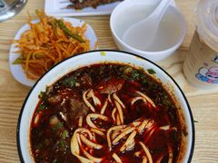 -德元兰州纯汤牛肉面