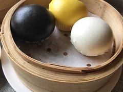 三色流沙包-潮府馆·非遗潮州菜·港式点心(世纪公园店)