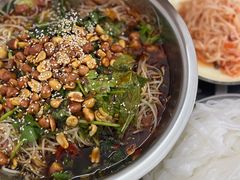 -周良天山牛杂城(天山路总店)