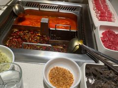 -海底捞火锅鲜切牛肉主题店(长寿路店)
