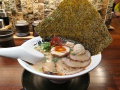 大满足招牌豚骨拉面-一豚轩·烧鸟·豚骨拉面(五四路店)