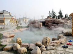 -仁爱团泊湖温泉中心