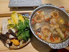 酸木瓜鸡肉锅-一豚轩·烧鸟·豚骨拉面(五四路店)