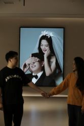 -乐派诗婚纱摄影