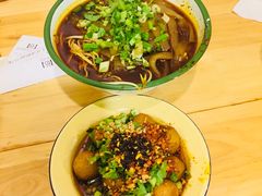 -拈签一笑黄牛肉辣卤串串