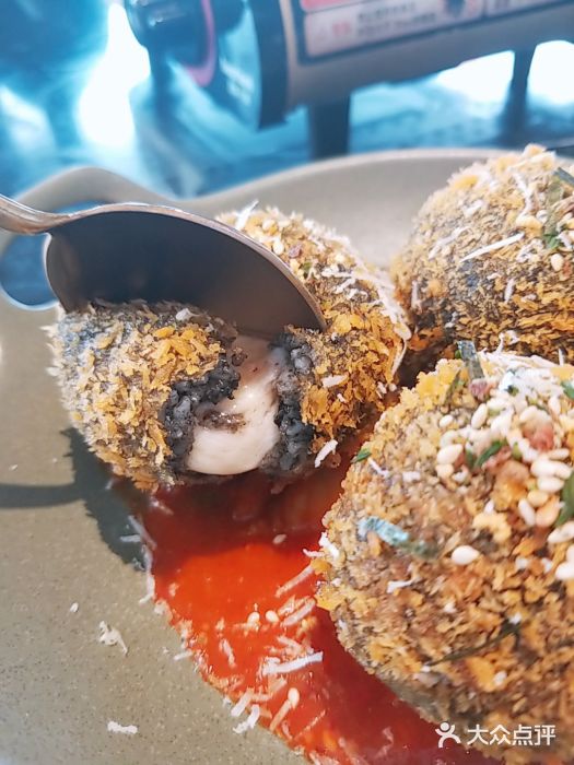 KCOOKING概念韩餐(世茂52+店)墨鱼芝士饭团图片