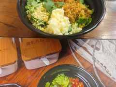 -瑞哦冷锅串串(汇融店)