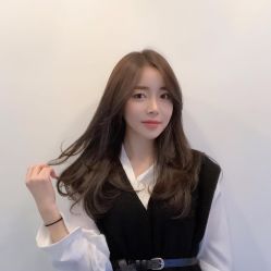 -AYO SALON