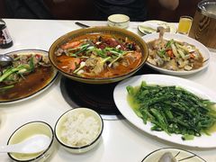 -鑫悦楼煎蟹·16年海鲜大排档