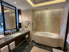 -舟山希尔顿酒店