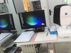 -豪门视光·星趣控·蔡司依视路眼镜代理商(中央大街店)