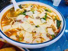 -撒拉人家.酸菜牦牛肉火锅