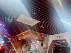 -亮亮面馆(经六路店)