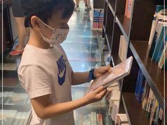 -钟书阁(松江泰晤士小镇店)