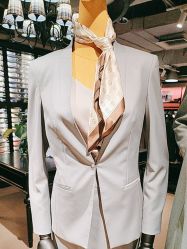 -BRANS PORO布朗斯伯勒西装高级定制·瑞璞西装(金陵店)
