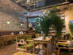 大堂-雨舍咖啡(汉神购物广场咖啡街区店)