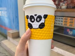 -熊猫一间店欧式奶茶铺