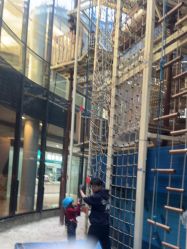 -PIPIKINGDOM皮皮王国欢乐号(欢乐海岸购物中心店)