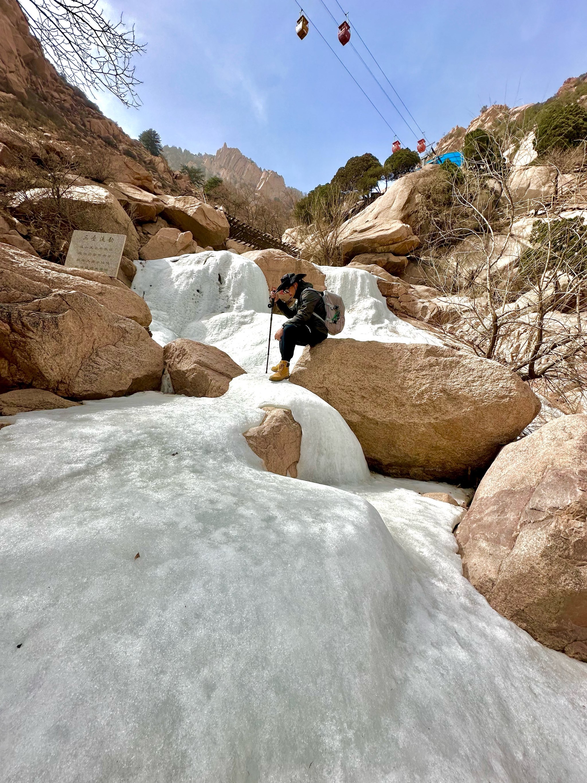 包头包头!冰瀑布!谁能能拒绝大自然