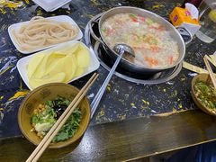 -韩妹鱼庄·泸定老字号(泸定店)